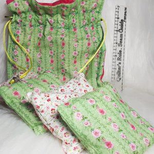 Handmade. Rose bud floral patterns. Cotton set of 4 beanbags. New!